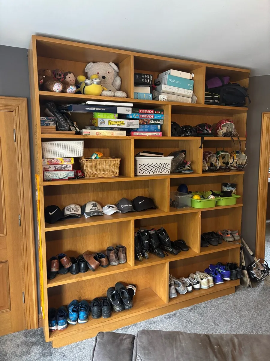 Oak Veneered shelving unit - Image 3