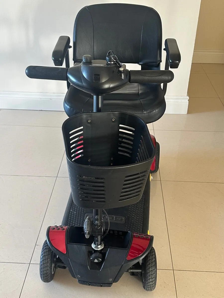 Gogo elite travelller mobility scooter - Image 2