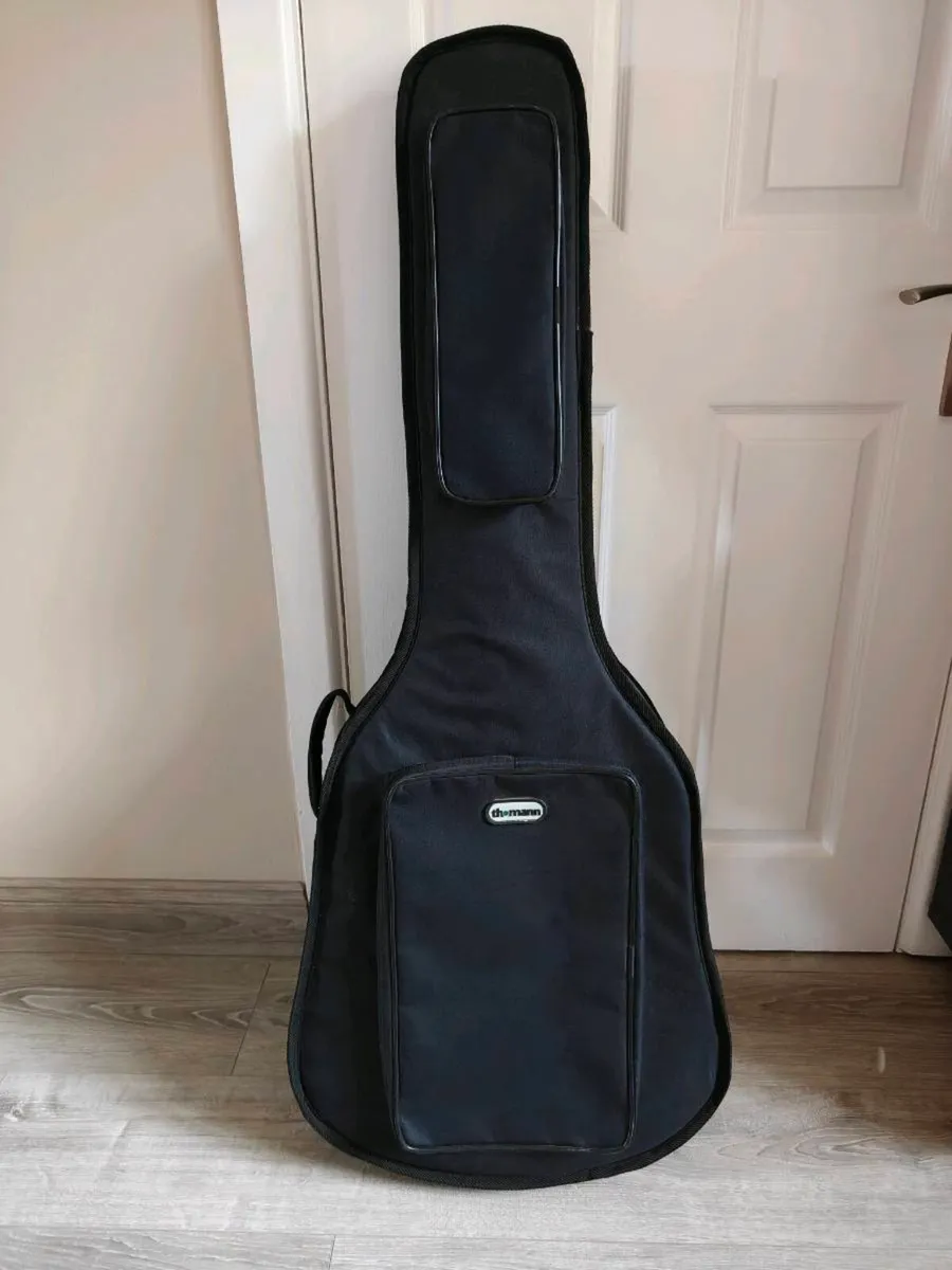Acoustic Guitar Gig Bag Excellent Condition - Image 1