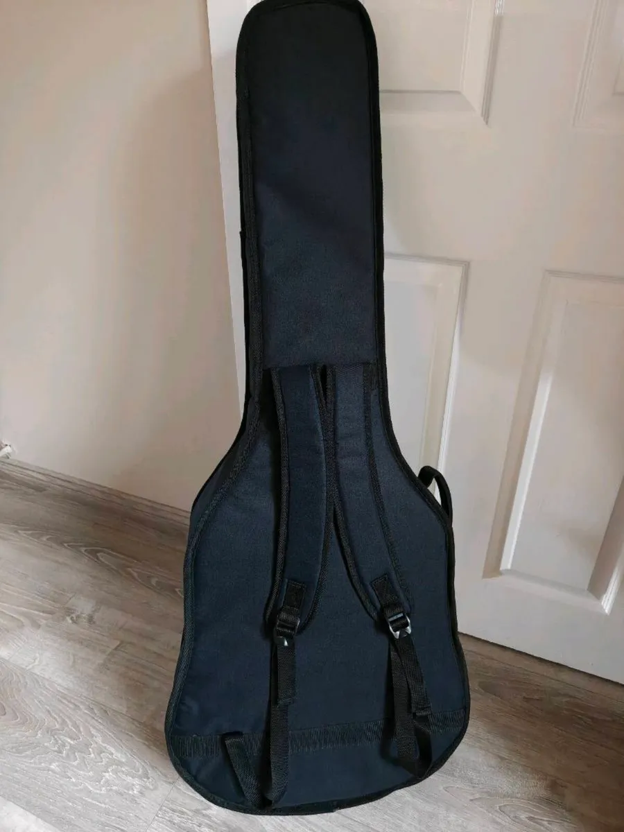 Acoustic Guitar Gig Bag Excellent Condition - Image 4