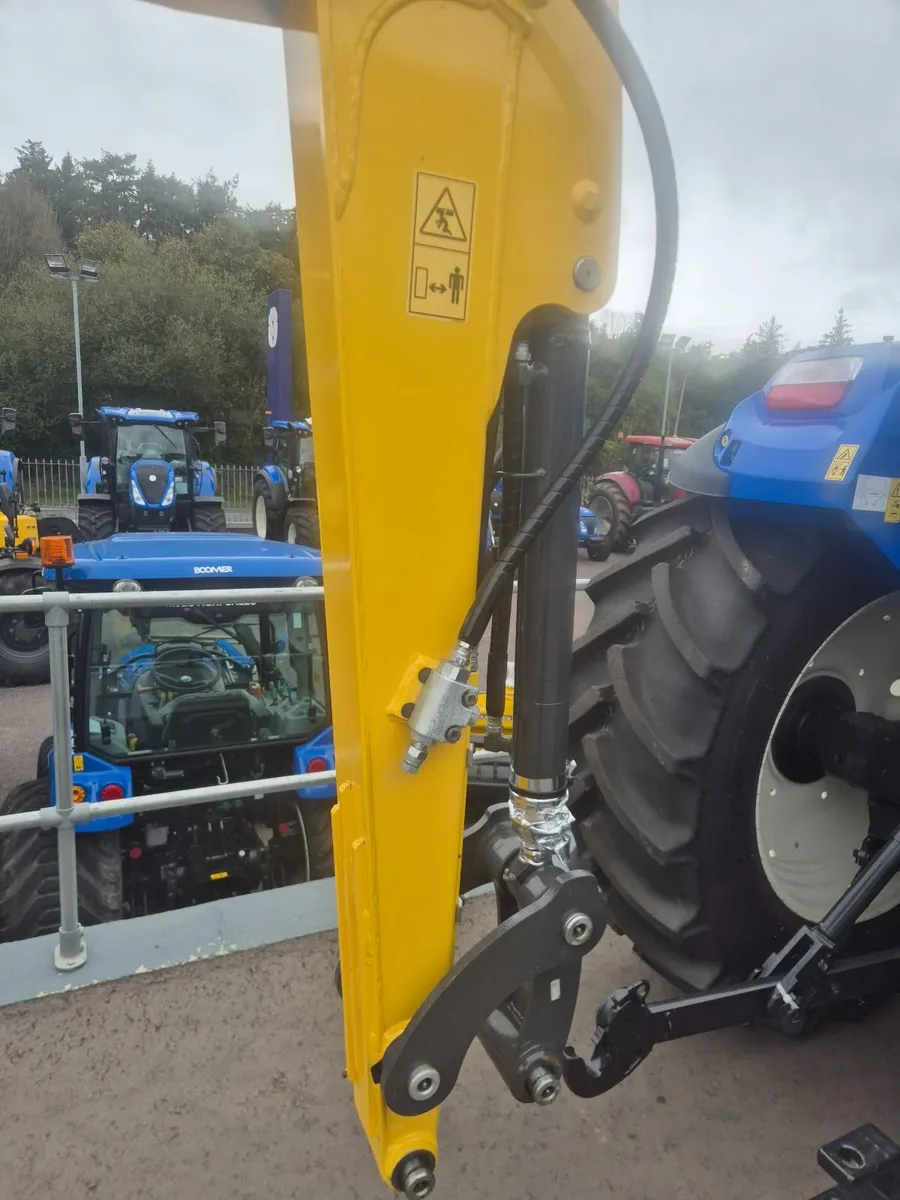 Mini Digger - Image 3