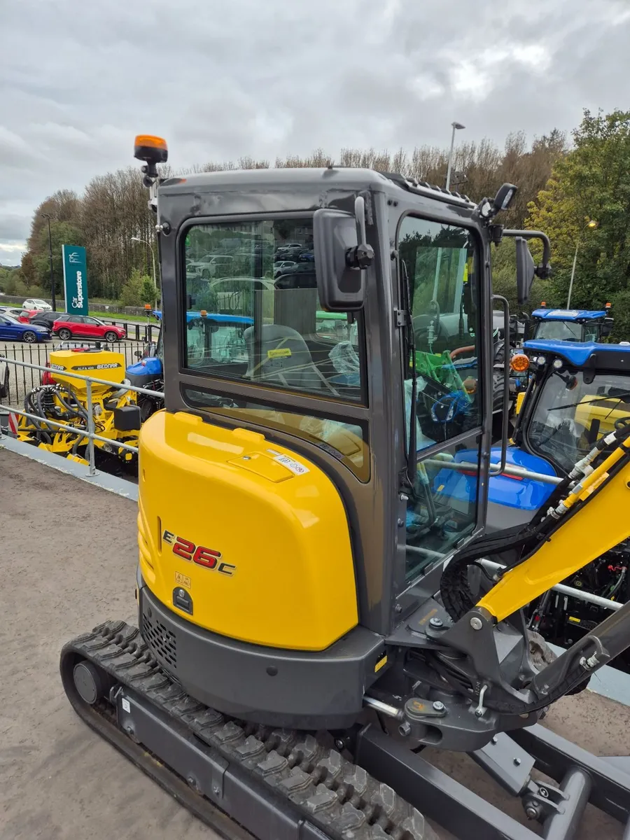 Mini Digger - Image 4