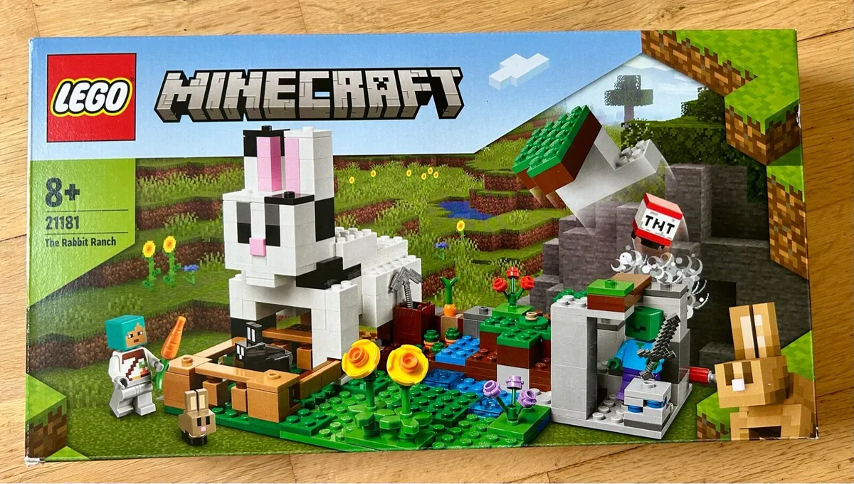 Lego Minecraft- The Rabbit Ranch - 21181 - Image 1