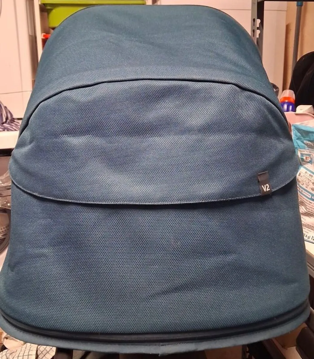 UPPAbaby Vista V2 Excellent Condition - Image 4