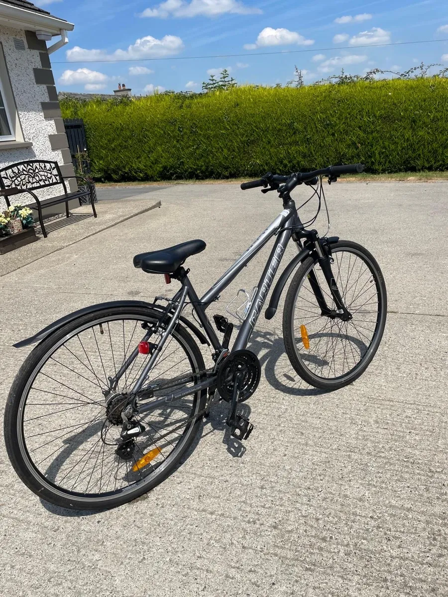 Woman’s bicycle - Image 2