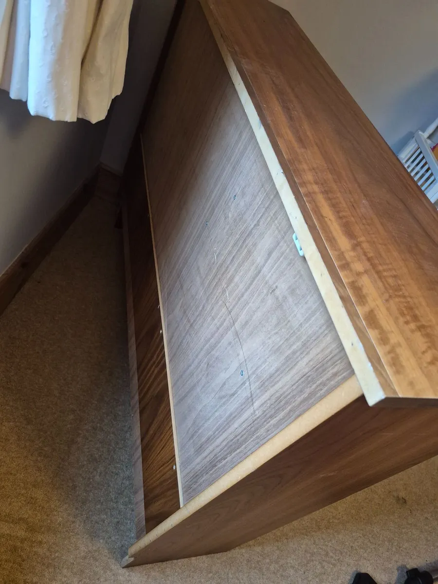 Free bookshelf 123cm w x 92cm h x 32cm deep - Image 3