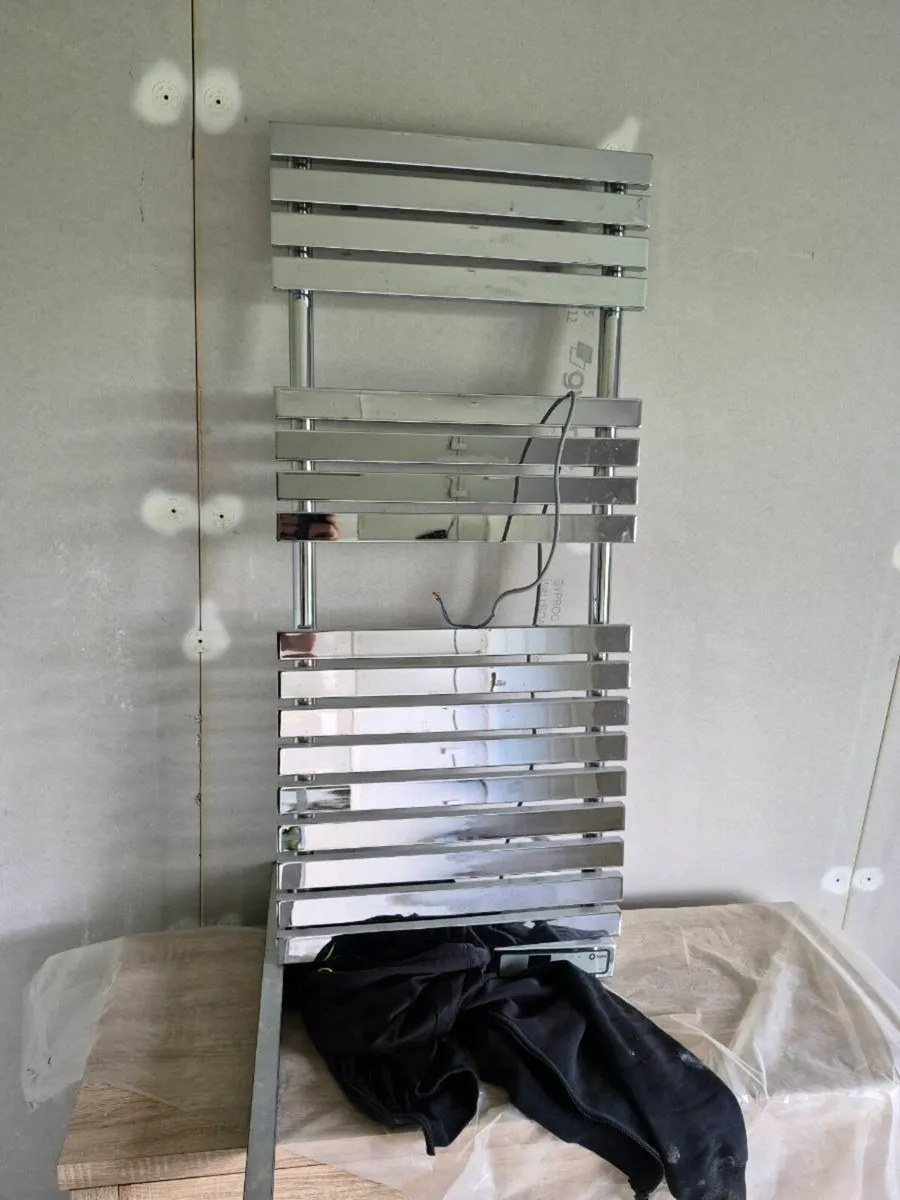 Towel Rad - Image 2