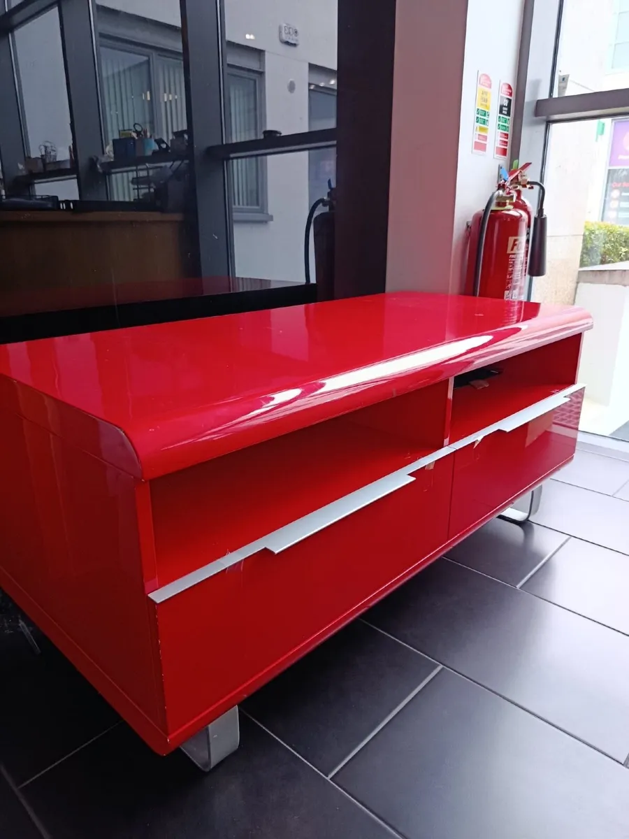 TV stand - Image 3