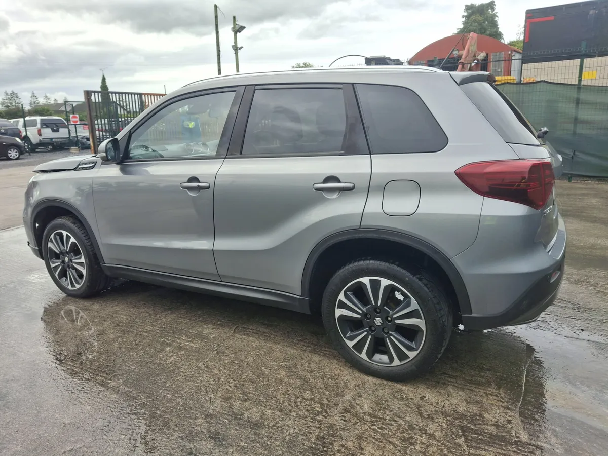 231 Suzuki Vitara  Booster jet  Hybrid - Image 3
