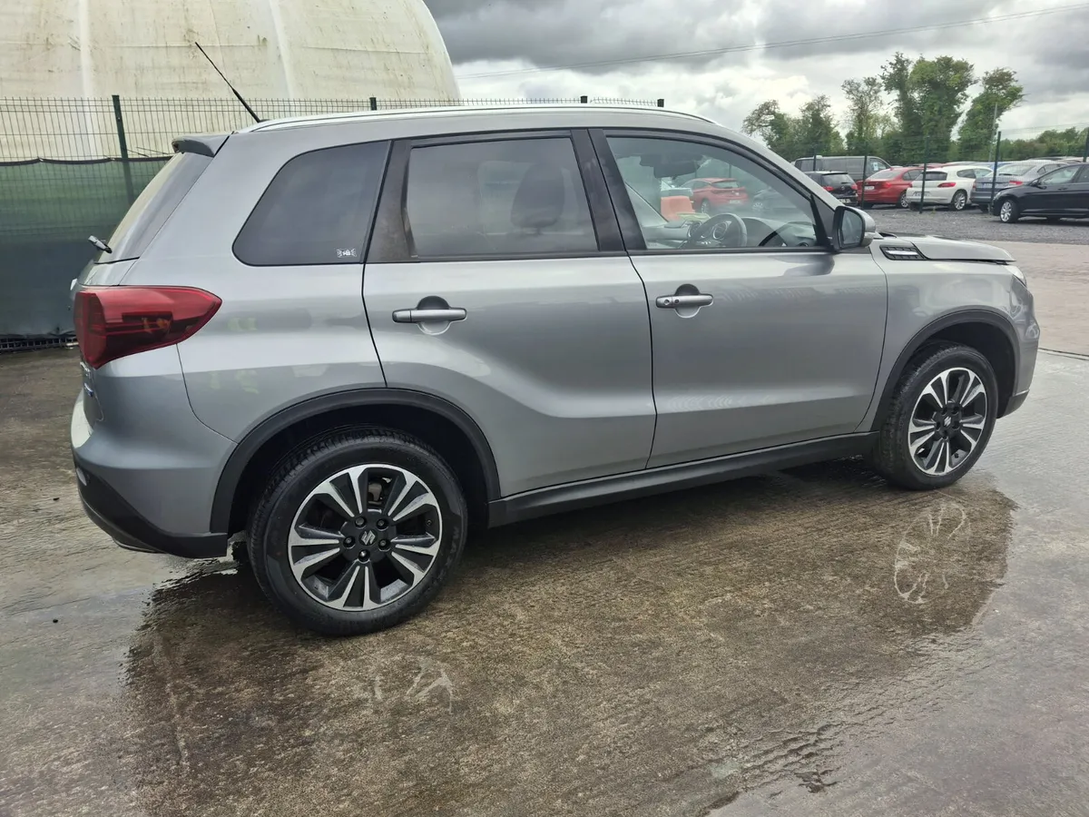 231 Suzuki Vitara  Booster jet  Hybrid - Image 4