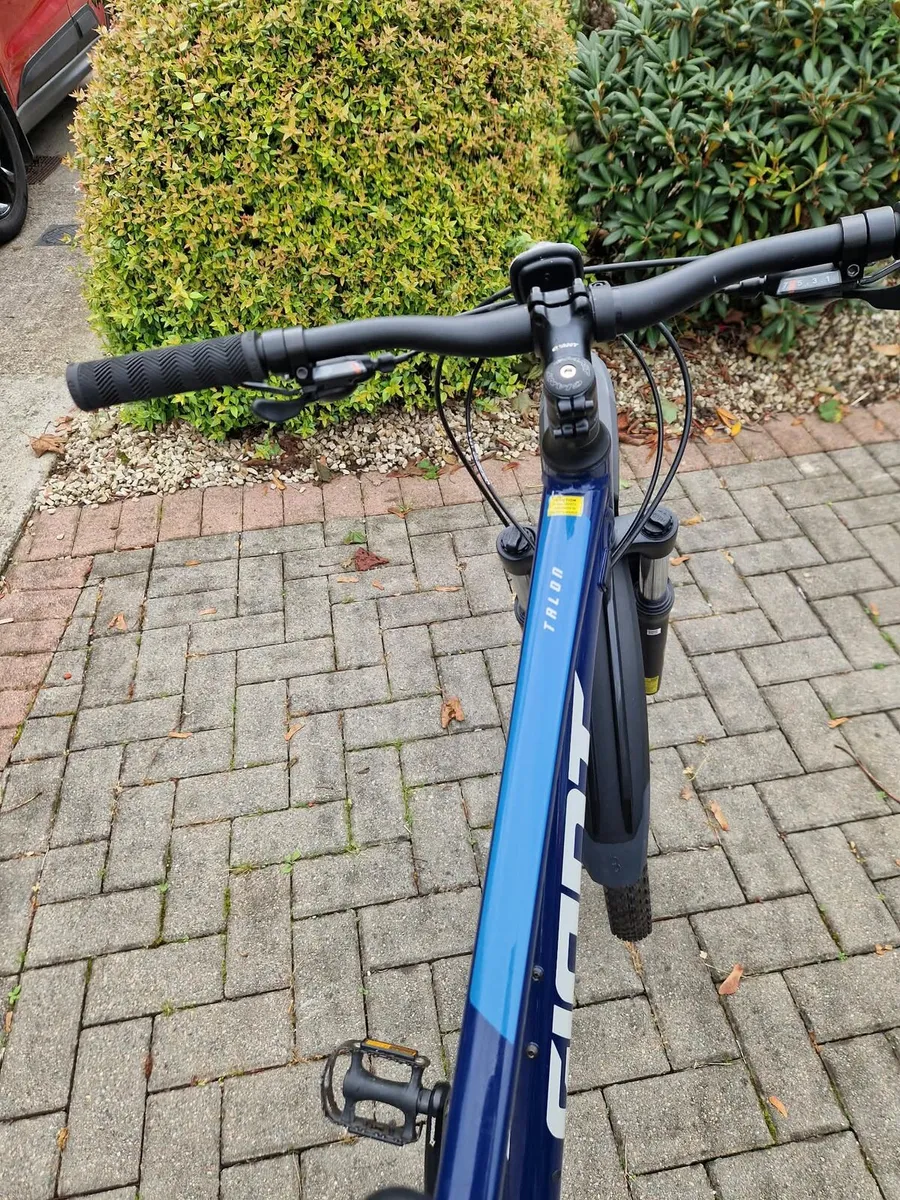 Giant Talon 4 Adult Bike - Image 3
