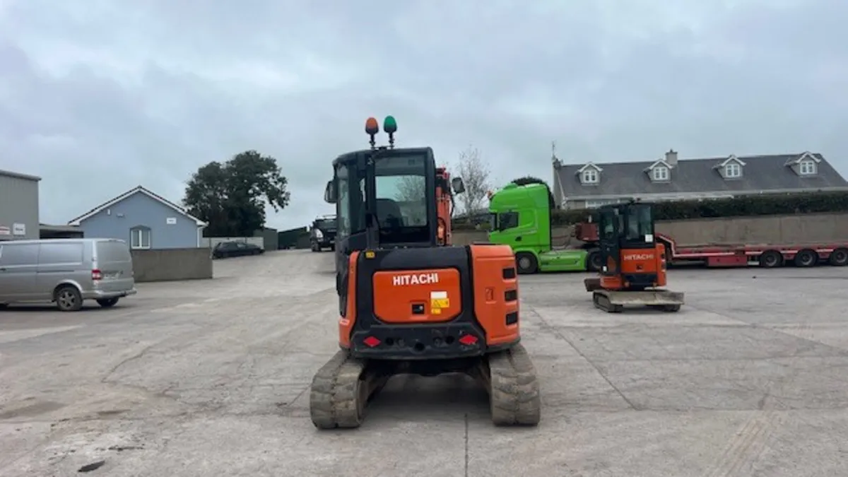 2017 Hitachi ZX U 48 - Image 2
