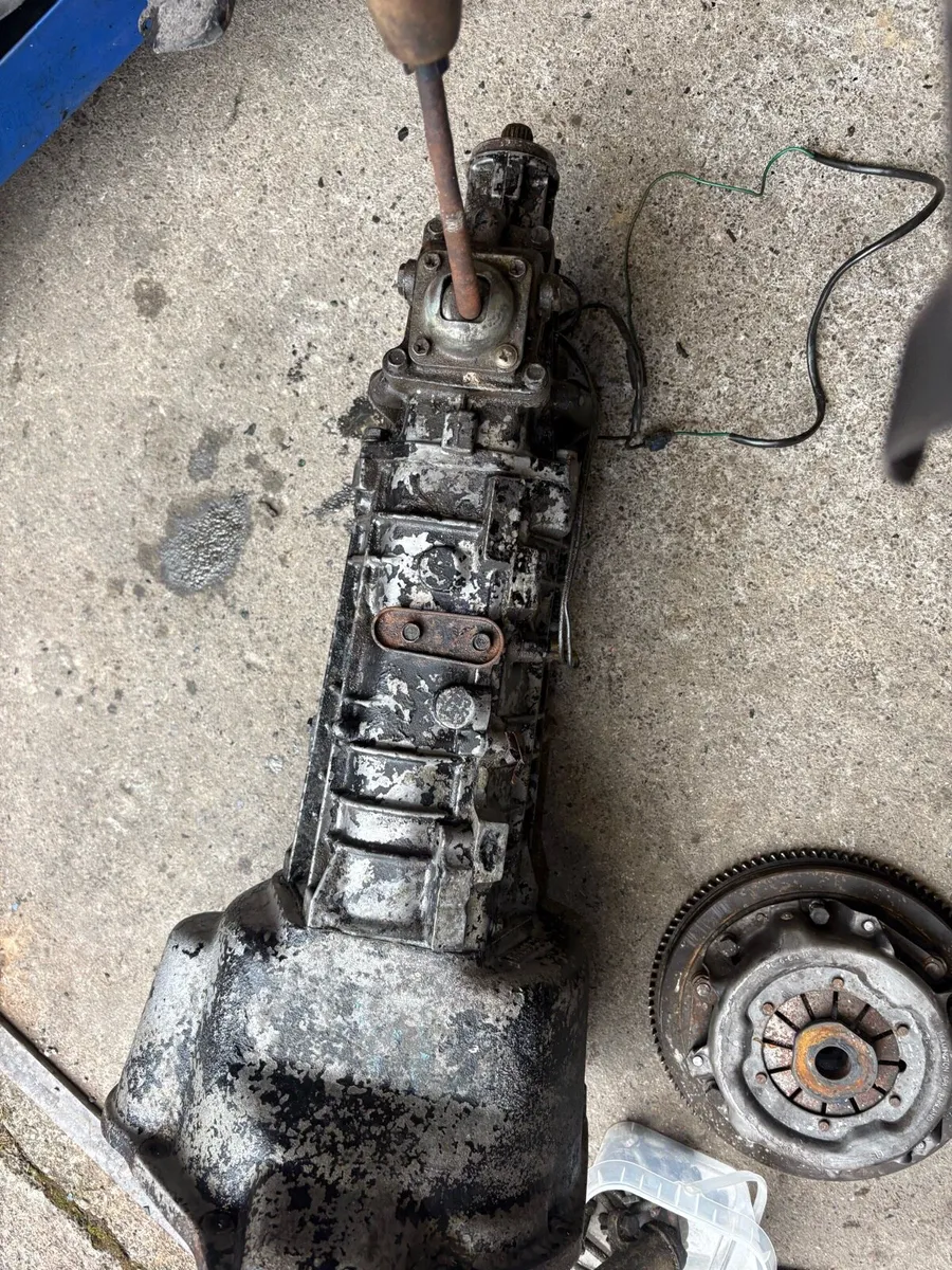Mg Midget/ Morris minor,5 Speed GearBox - Image 3
