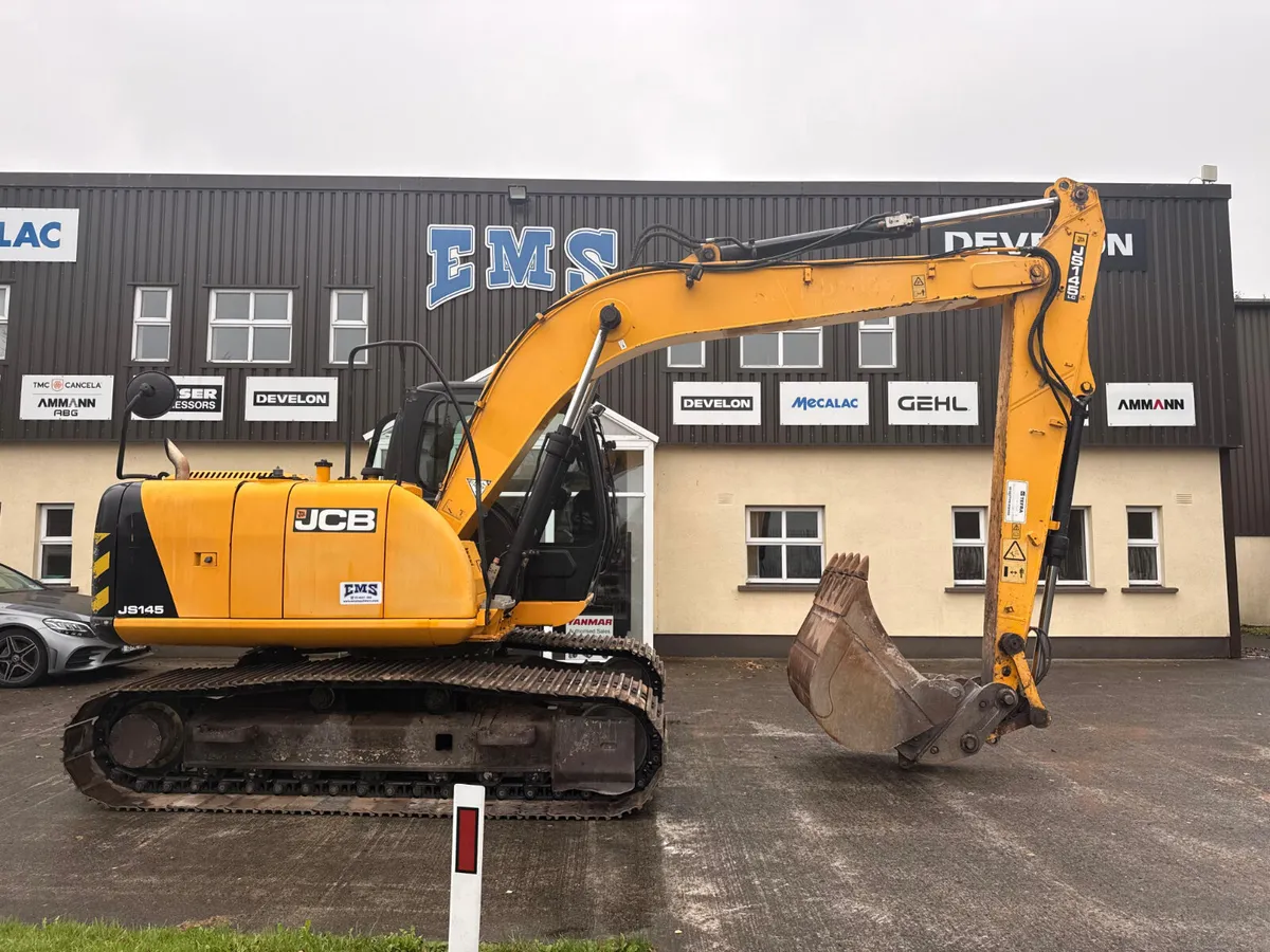 2013 JCB JS145LC Excavator - Image 2
