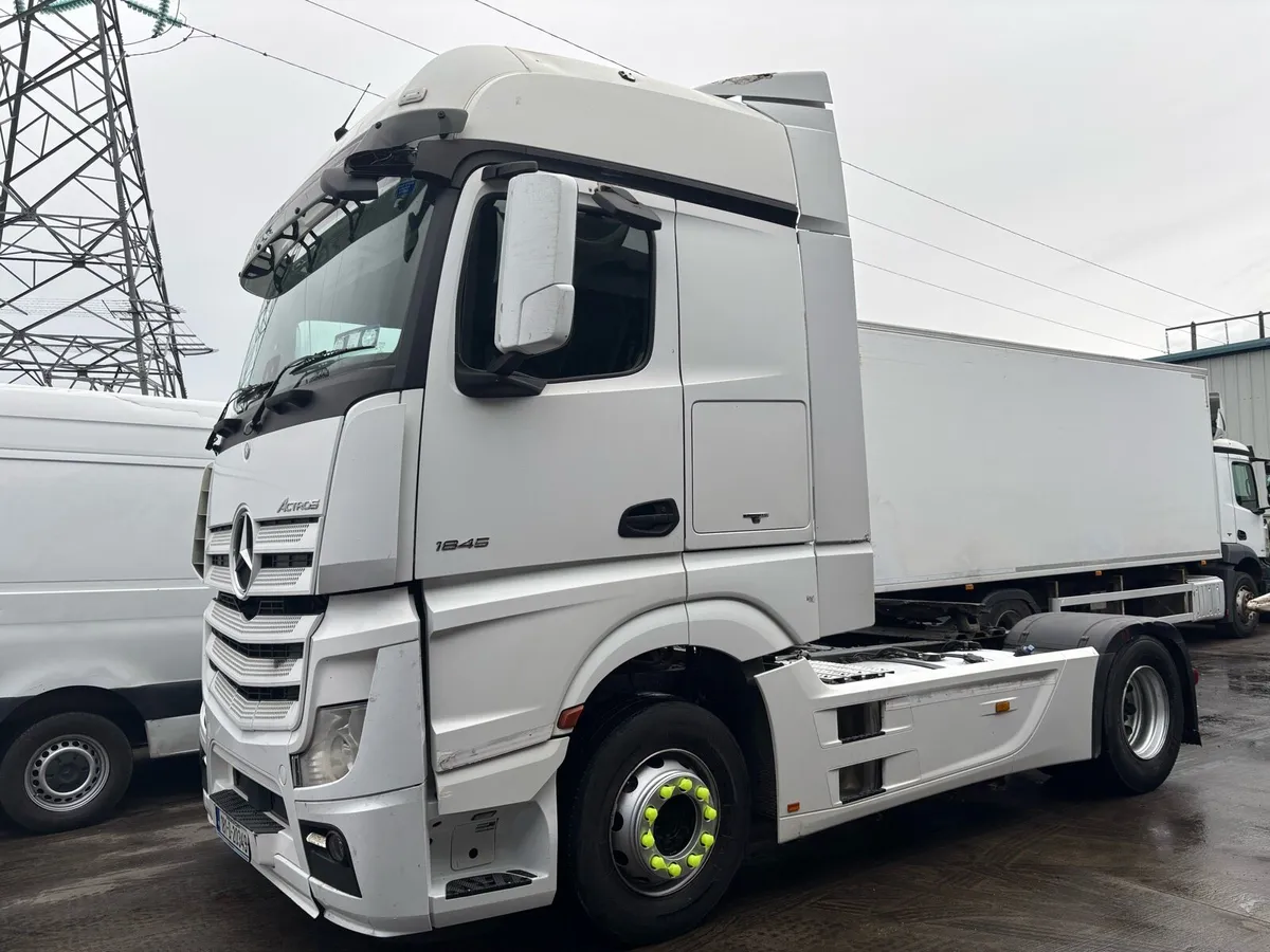 Mercedes Actros 1845 2018 - Image 2