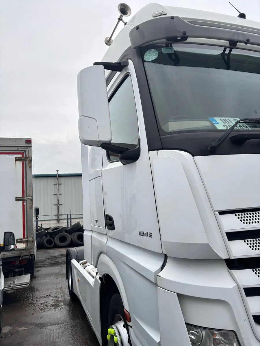 Mercedes Actros 1845 2018 - Image 4