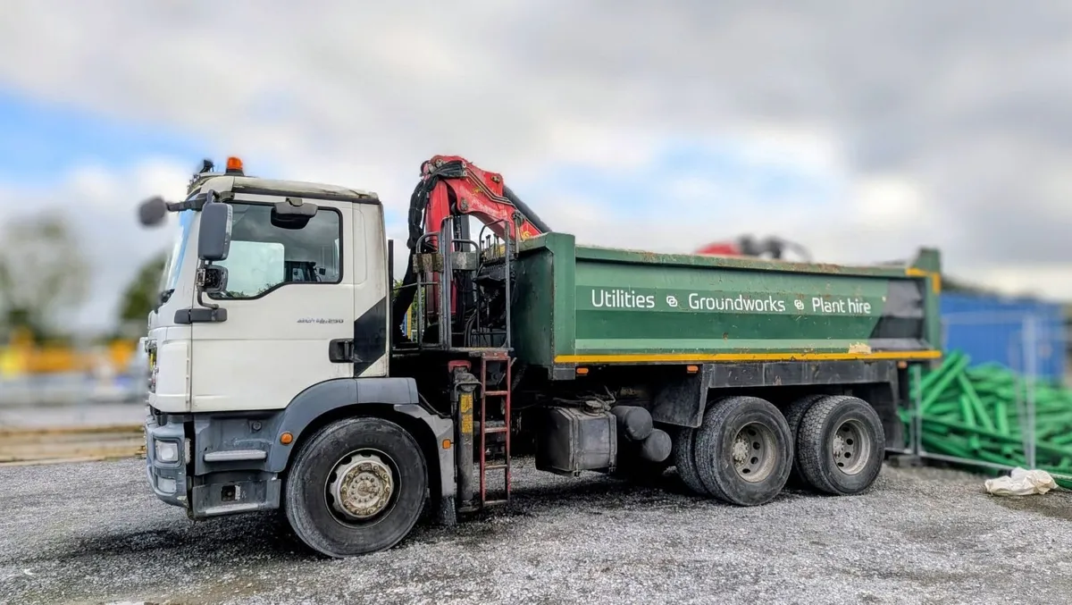 MAN Grab Lorry - Image 1