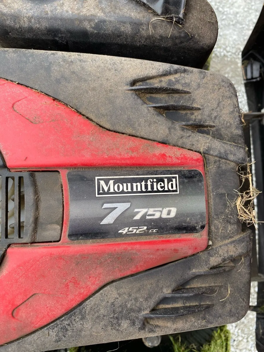Mountfield 1636H Ride on Lawn Mower - Image 2