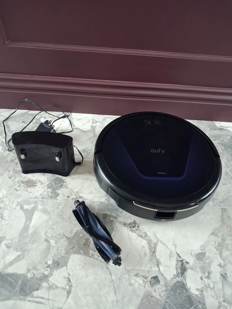 Eufy Robot vacuum - Image 3