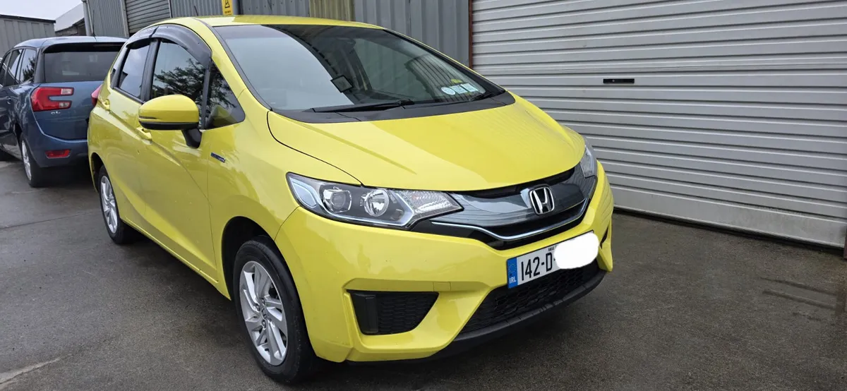 141 HONDA FIT HYBRID - Image 1