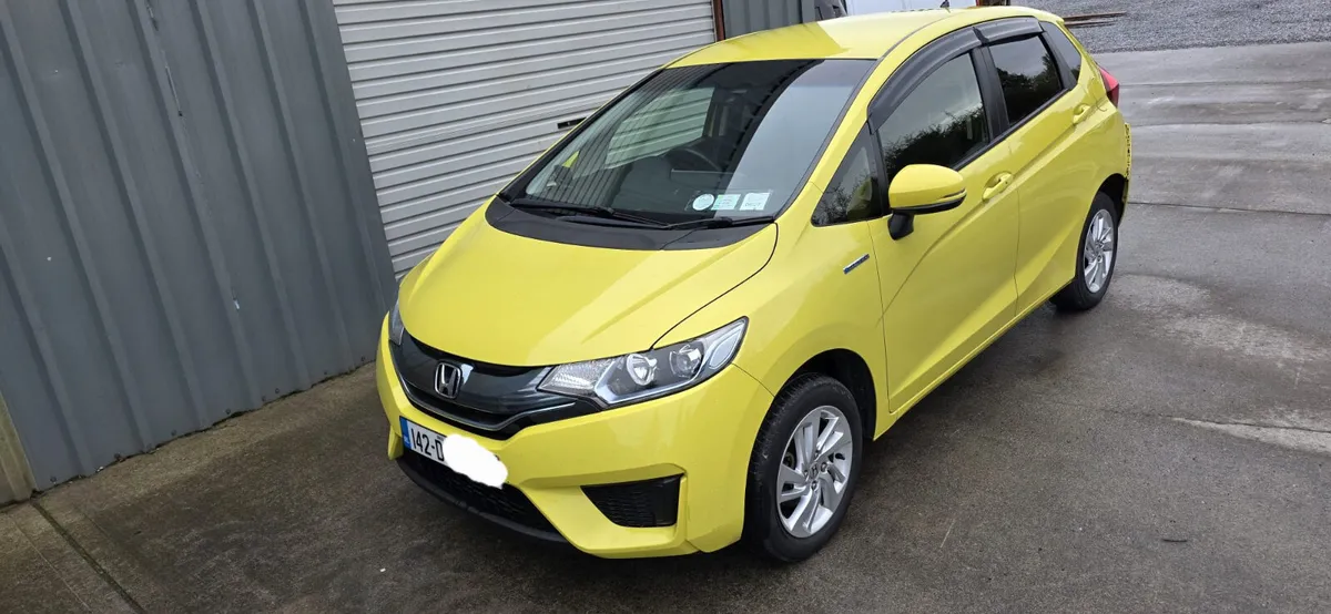 141 HONDA FIT HYBRID - Image 3