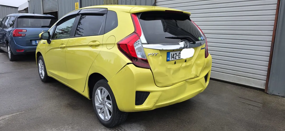 141 HONDA FIT HYBRID - Image 4