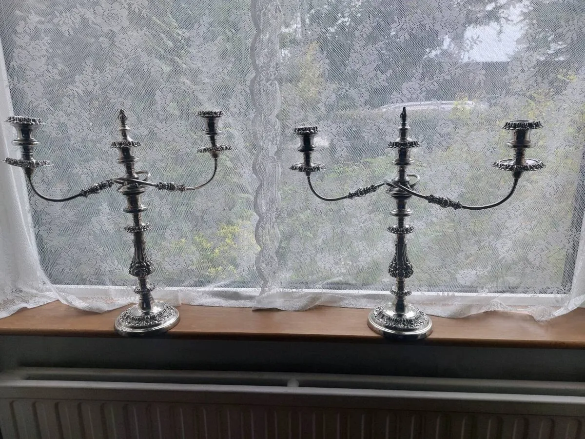 Candelabras Matching pair, Silver plated - Image 1