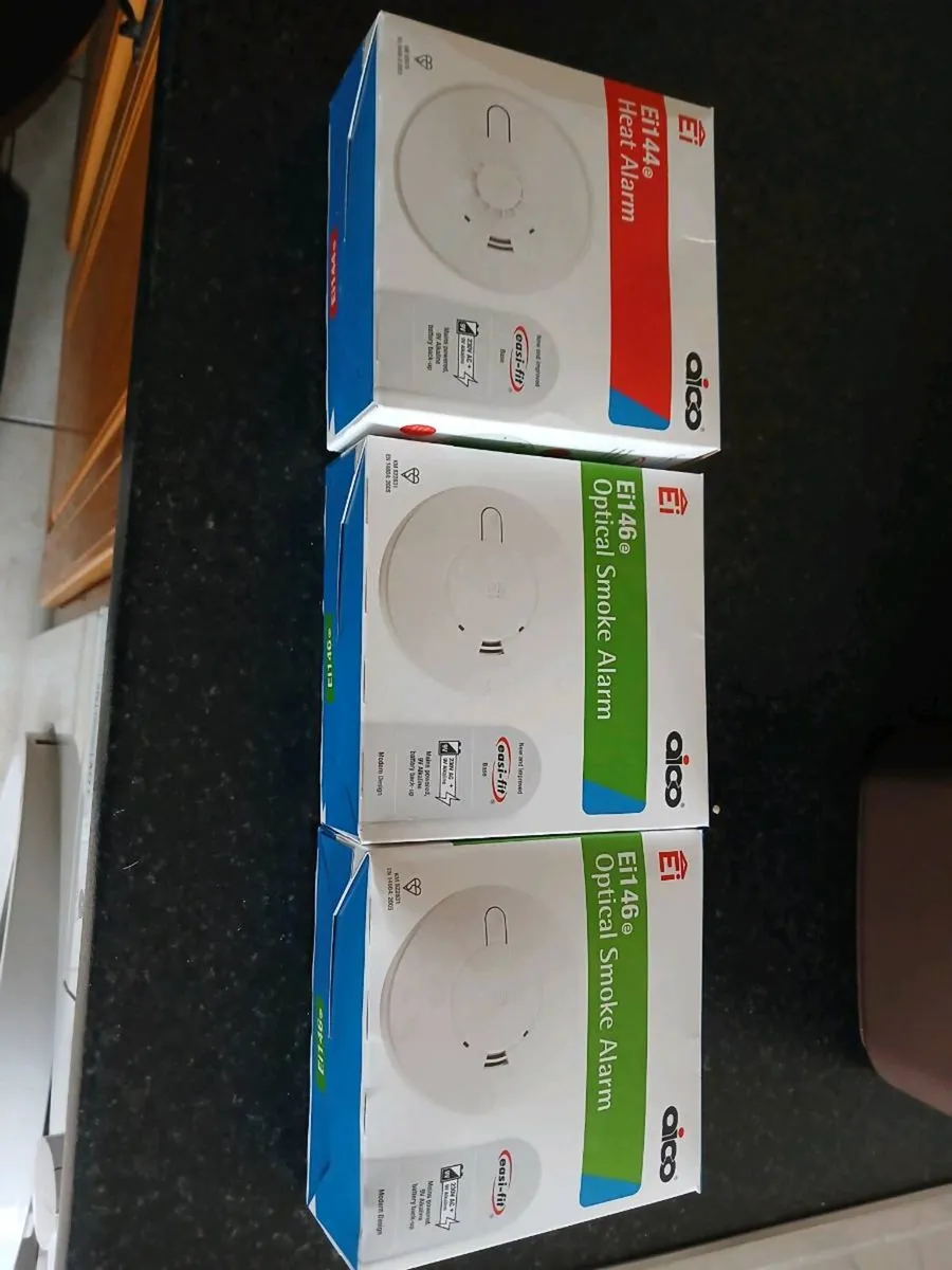 Smoke alarms - Image 1