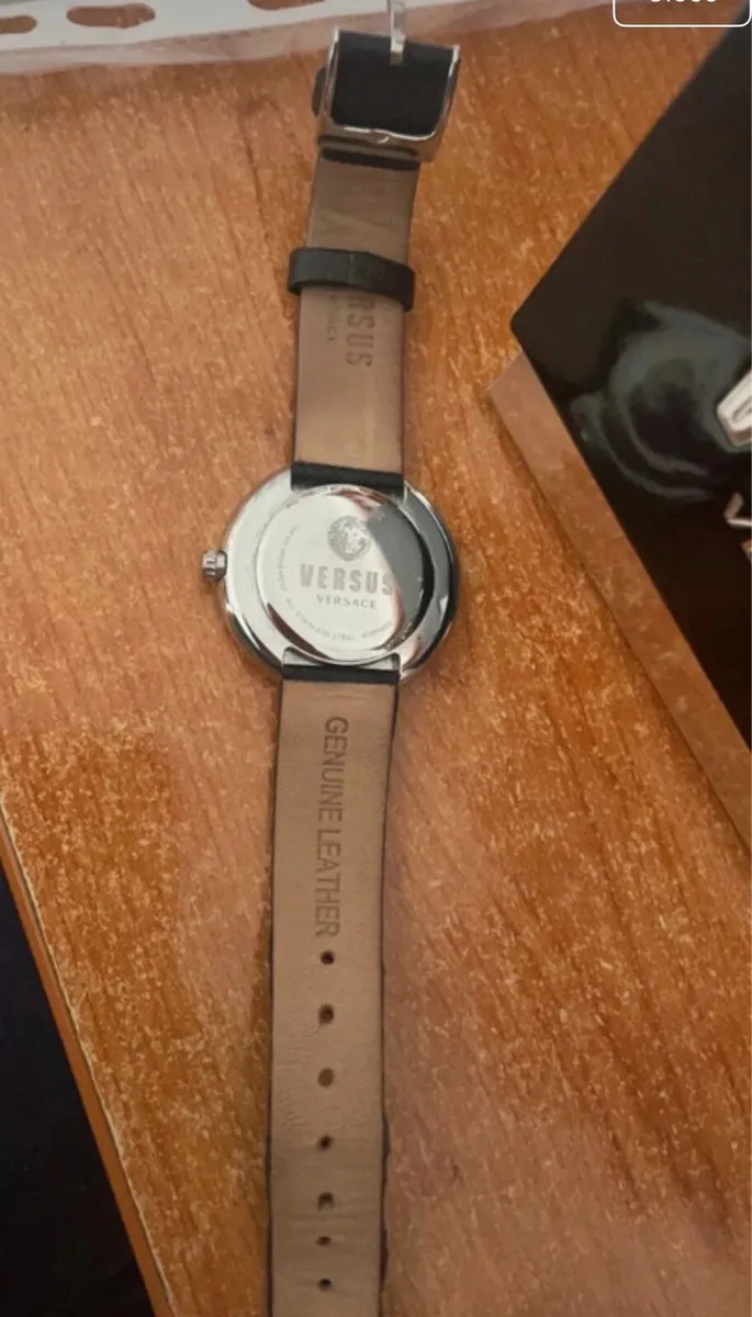 Versace watch - Image 2