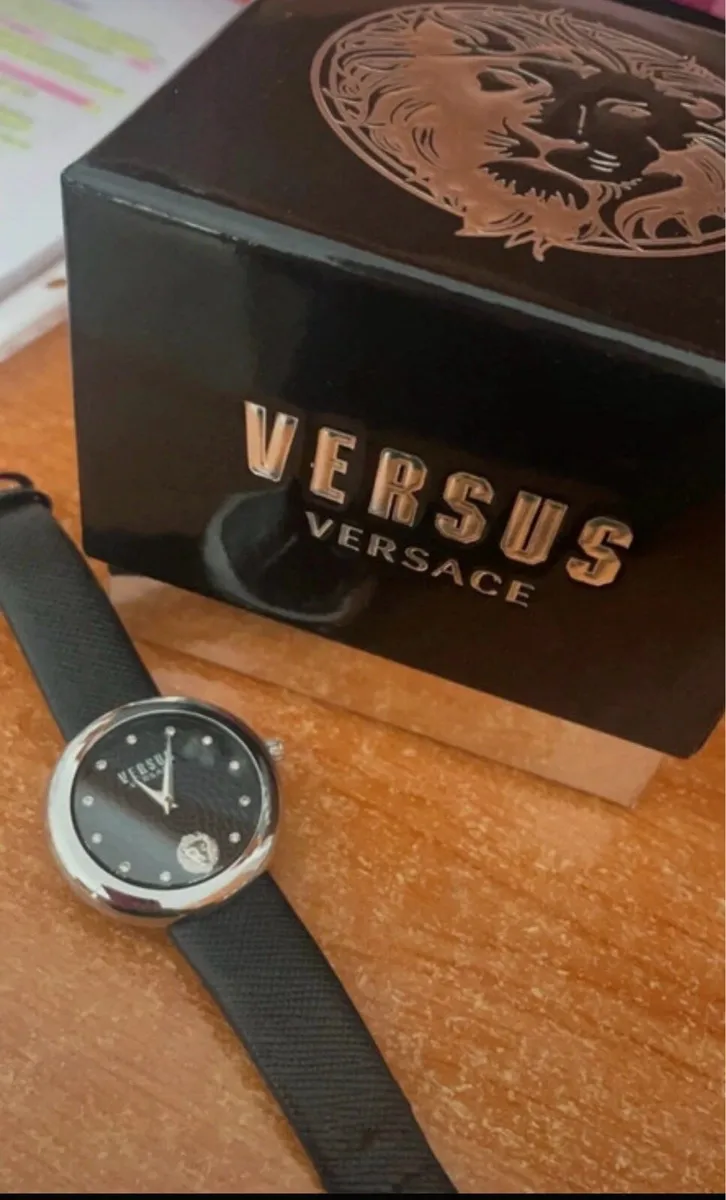 Versace watch - Image 1