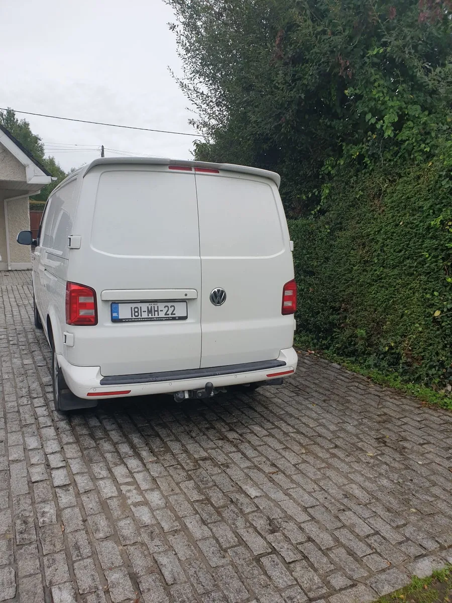 Volkswagen Transporter 2018 - Image 4