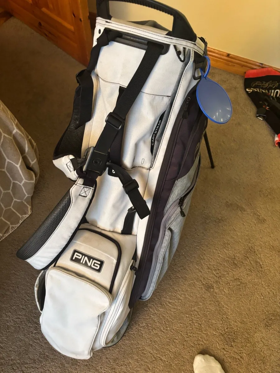PING Reserve 254 Golf Stand/Carry Bag – White - Image 2