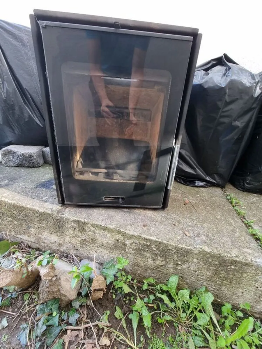 Insert stove - Image 2