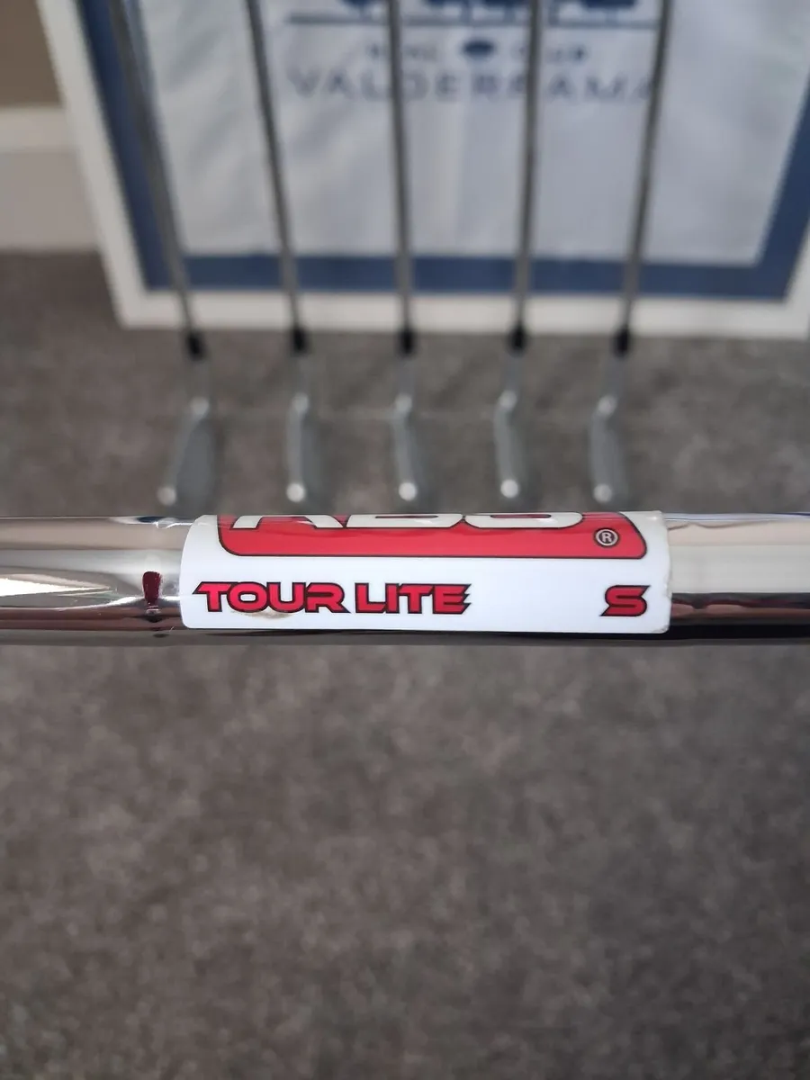 Mizuno irons - Image 4