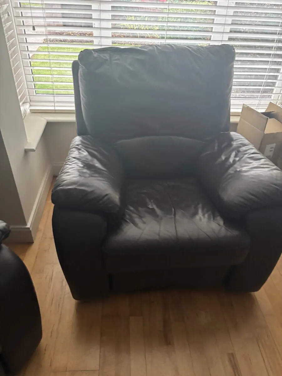Sofa - Image 3