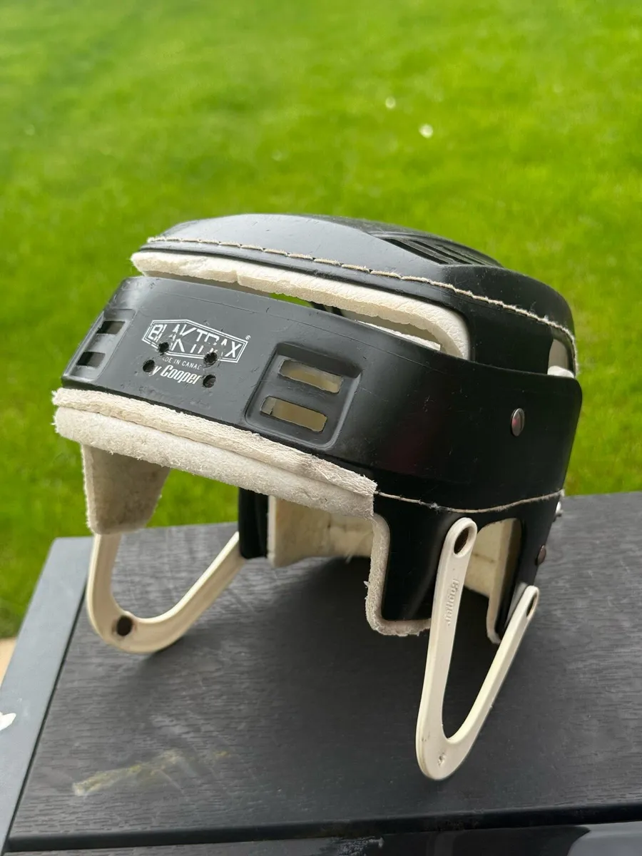 Blaktrax Cooper helmet - Image 1