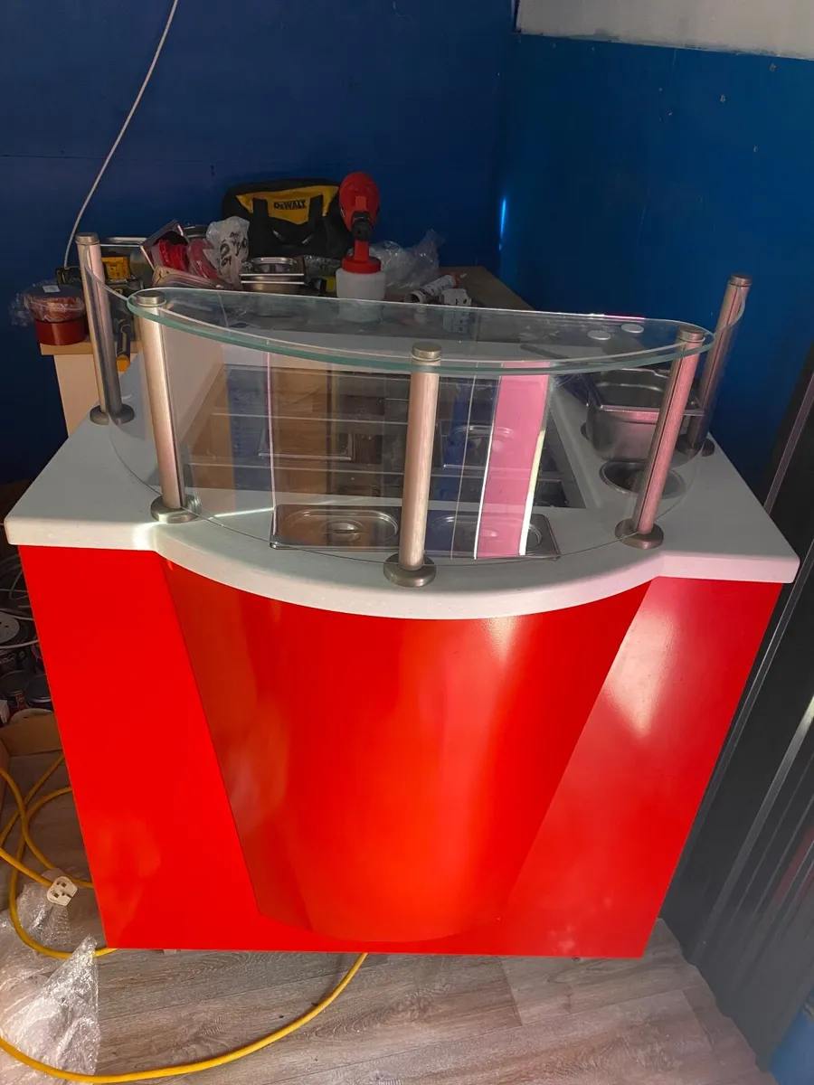Ice cream/pizza toppings station - Image 4
