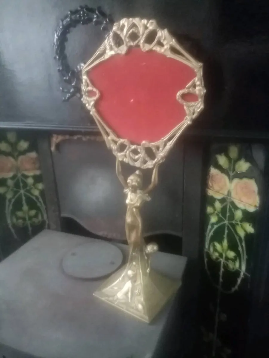 Art nouveau statue