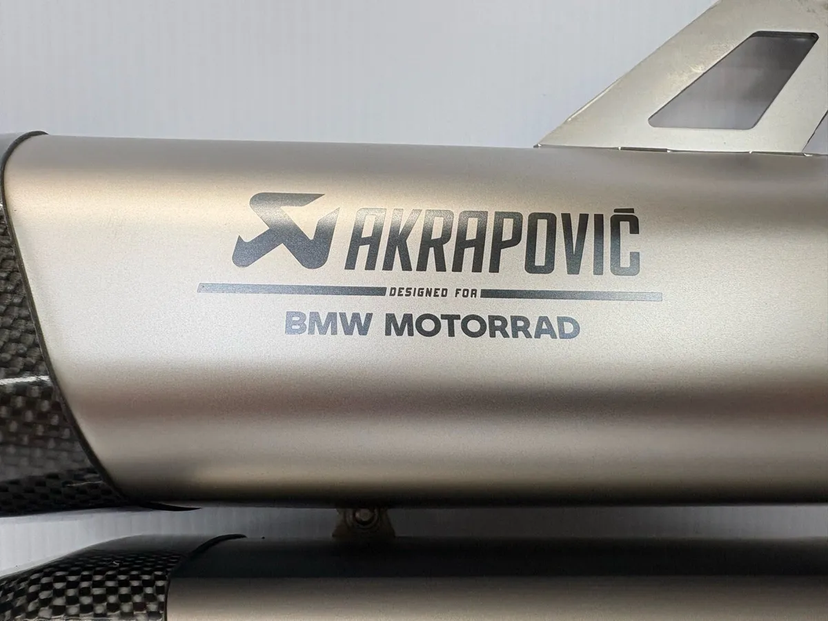 BMW R1300GS/GSA Akrapovic Double Silencer - Image 3