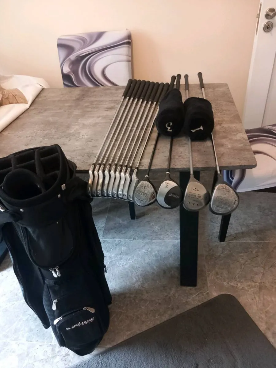 Knight vectra series golf clubs. Right handed club - Image 1