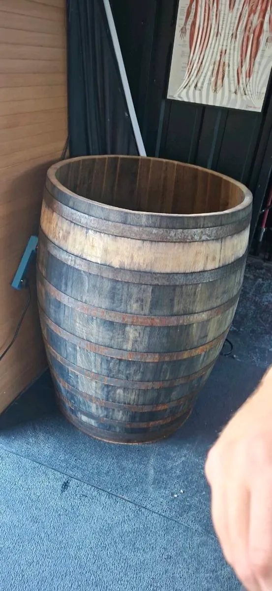 whiskey barrel ice bath + chiller - Image 2