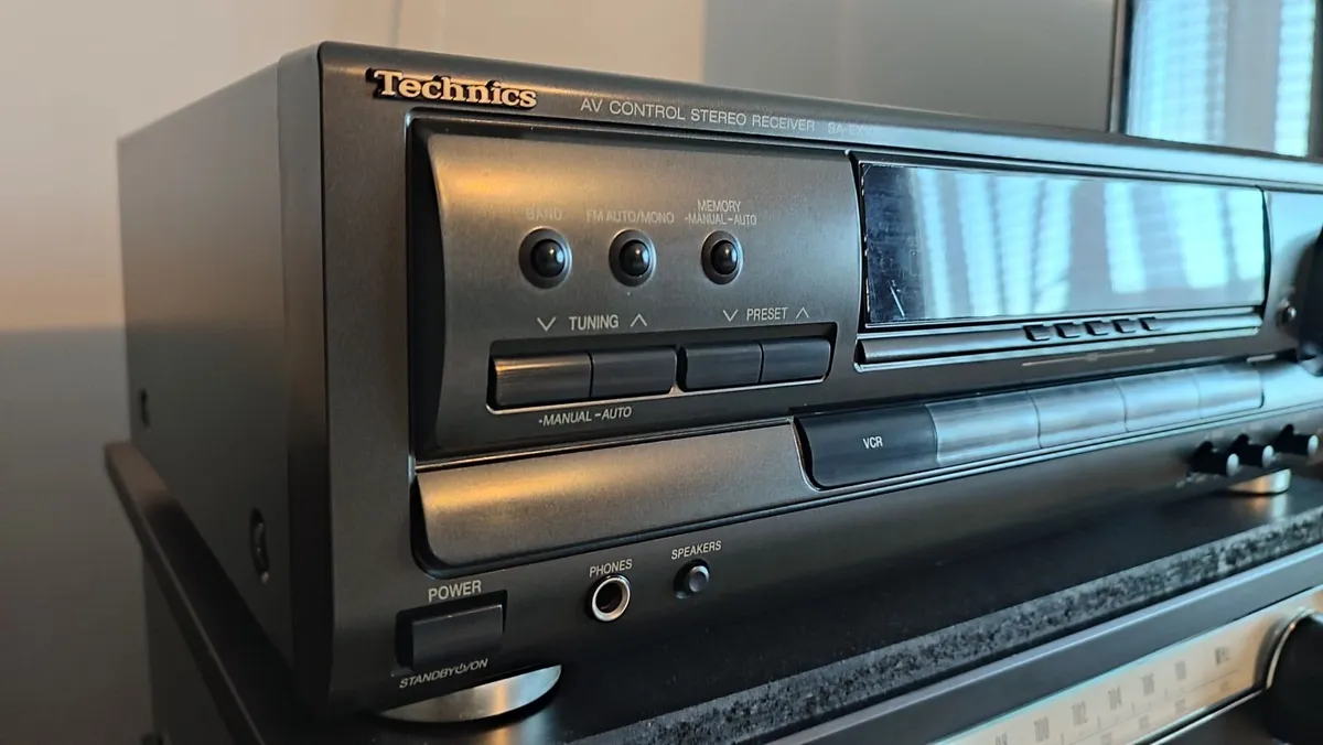 Technics SA-EX100 ReceiverAmplifier.Like New,Remot - Image 3