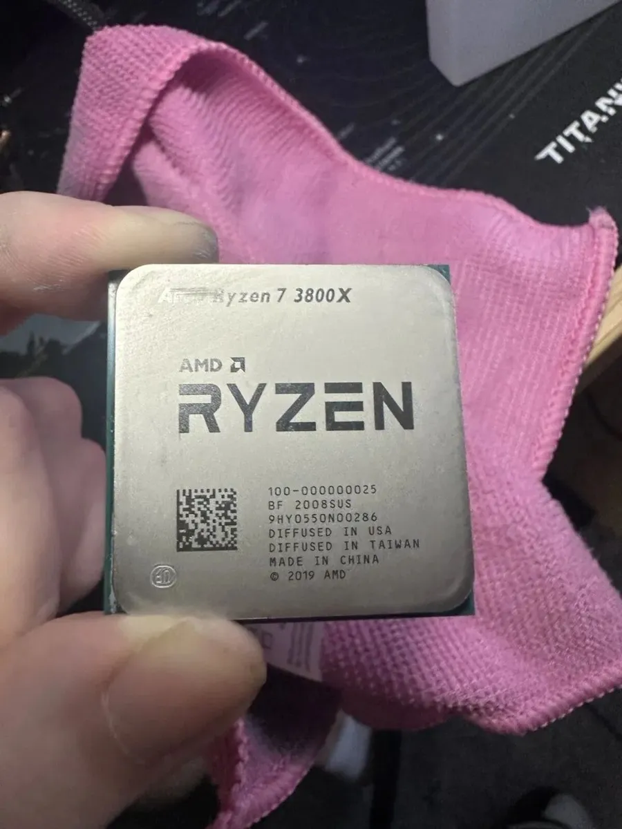 PC parts bundle (B450, Ryzen 7 3800X, 16GB DDR4) - Image 2