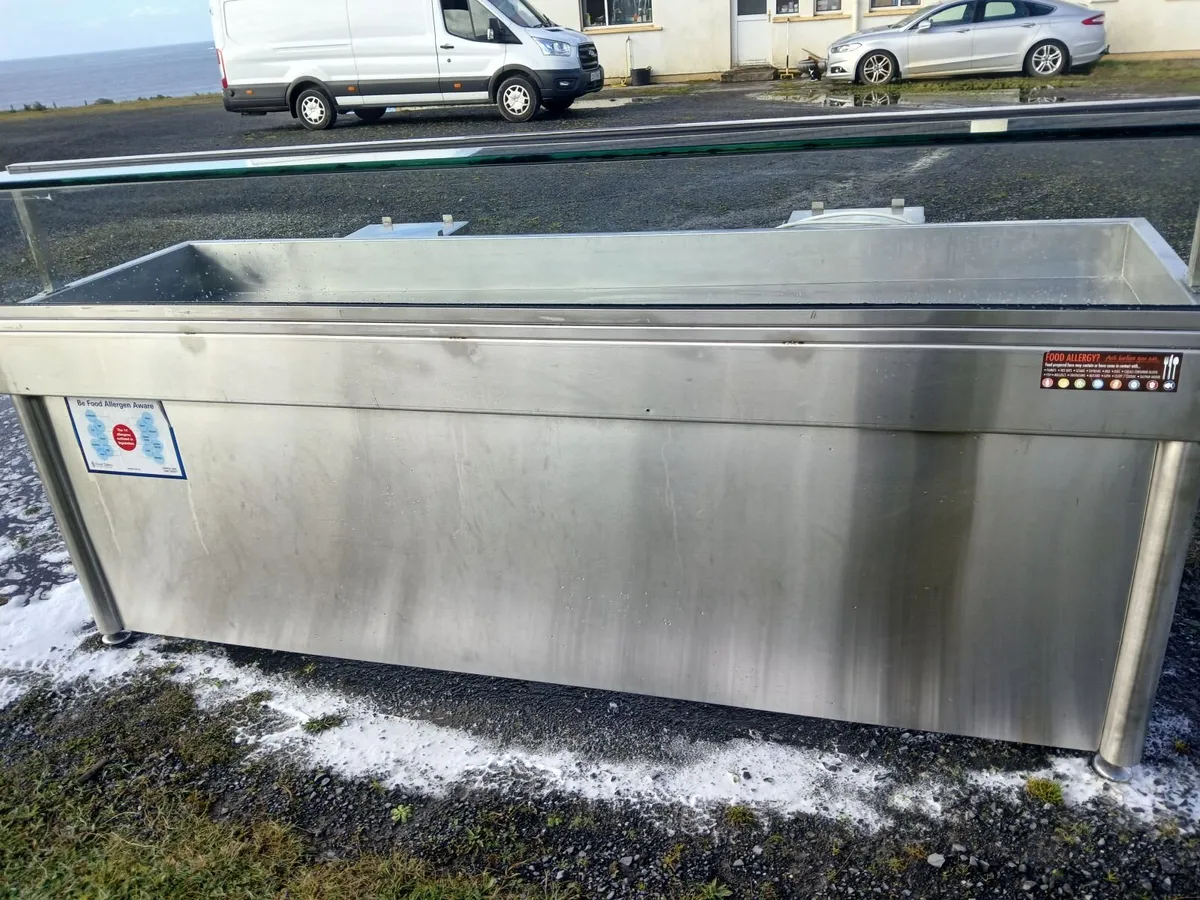 Stainless steel fish display cabbinet delivered - Image 3