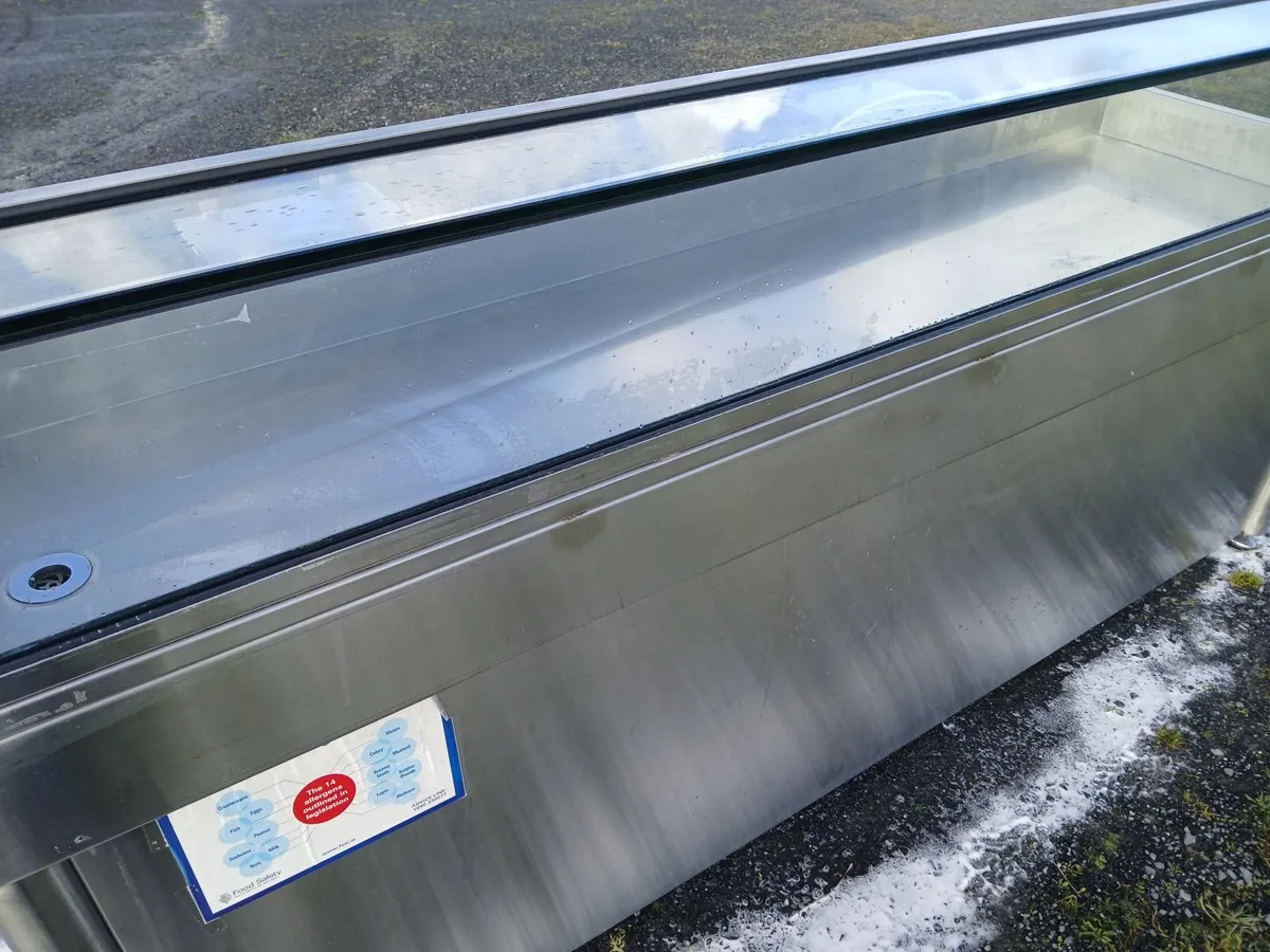 Stainless steel fish display cabbinet delivered - Image 4