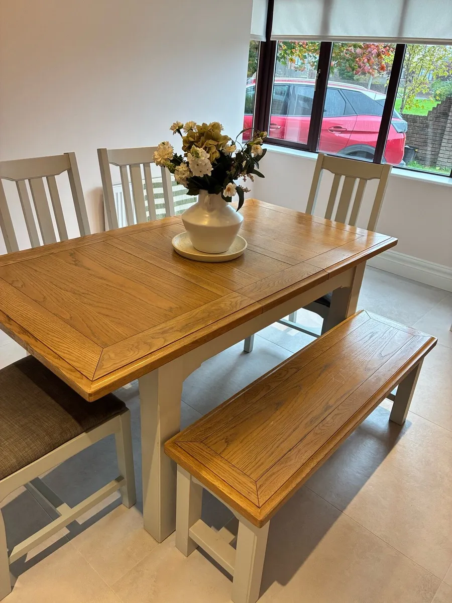 EZ LIVING Camille dining table, bench & 4 chairs - Image 2