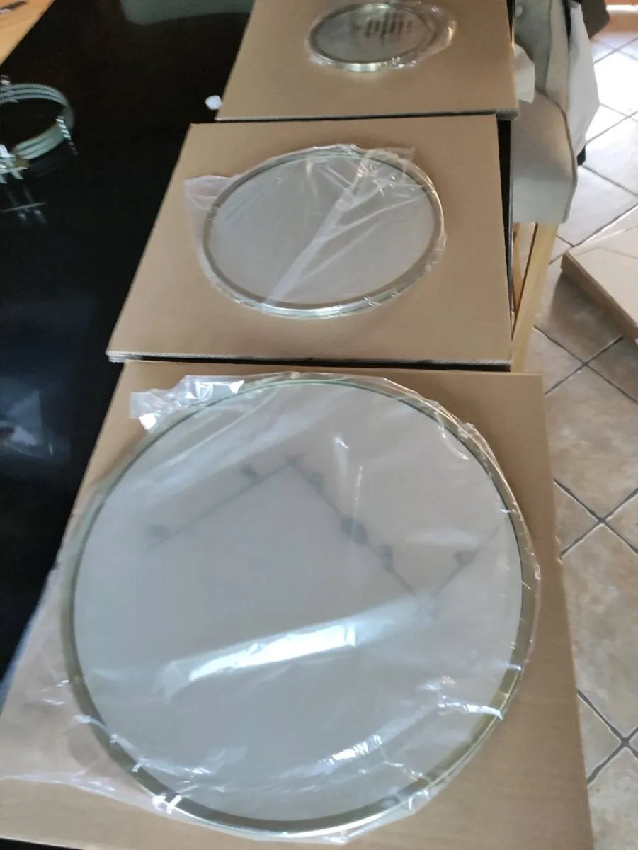 3 Metal wall mounted mirrors - new inbox3 - Image 1