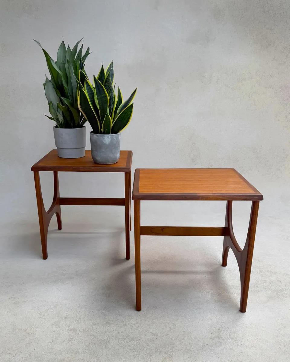 Pair of Mid-Century Side Tables - Image 1