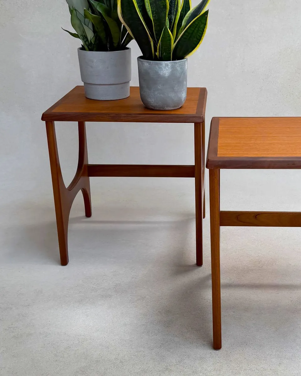 Pair of Mid-Century Side Tables - Image 4