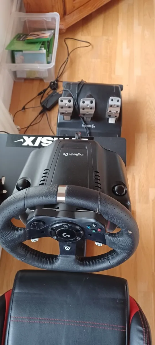X BOX ACCESSORIES CAR SIMULATOR KIT - Image 2